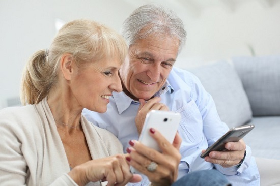 Lựa chọn điện thoại, smartphone dành cho người già